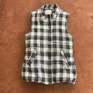 Skies Are Blue Puffer Vest, Black/Cream Plaid, Women's XS
